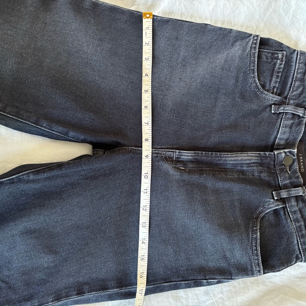 J Brand Blue Classic Wash Jeans with Contrast Stitching - Picture 9 of 10
